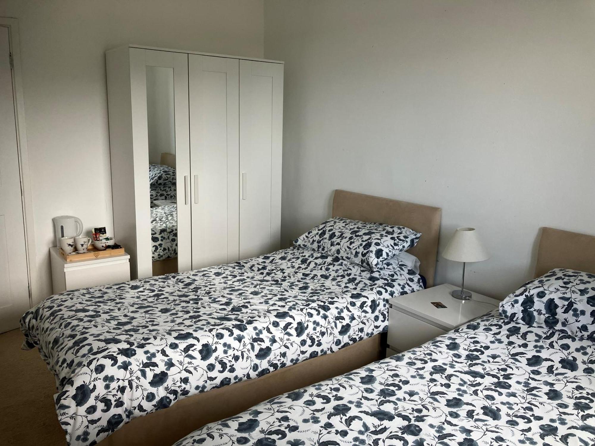 Withy Farm Bed & Breakfast Кентърбъри Екстериор снимка